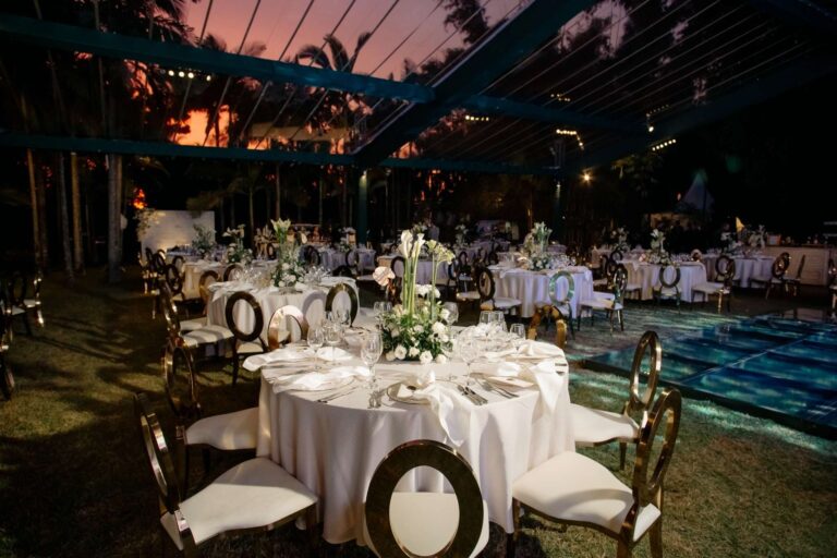 Glue: Medina Guimarães