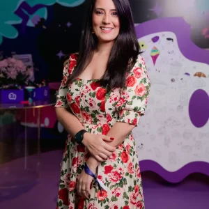 Evento empresarial do Aiqfome realizado pela Glue: Aniversário 18 anos, Marcela Laranjeira - Head de Negócios e Parcerias do Magazine Luiza