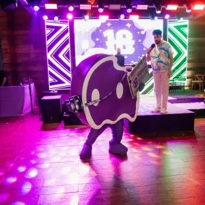 0855 - Aiqfome 18 anos