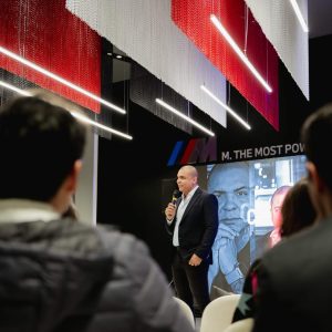 Evento empresarial Buysoft Experience, realizado pela Glue na BMW Barigui - Clemilson Correia CEO na Buysoft