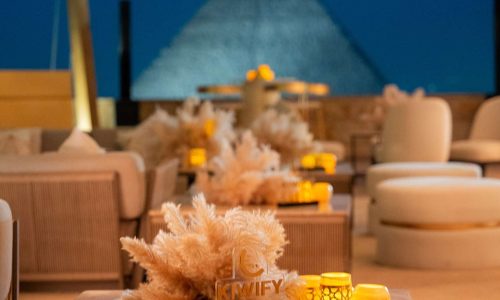 Evento Kiwify Elite, realizado no Cairo: Egito com participação da Glue, jantar restaurante Khufu's Piramides de Gize